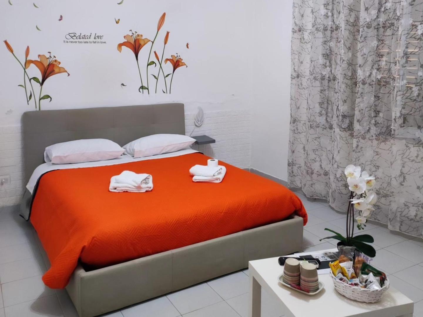 مبيت وإفطار ساليرنو Le Tre Orchidee المظهر الخارجي الصورة